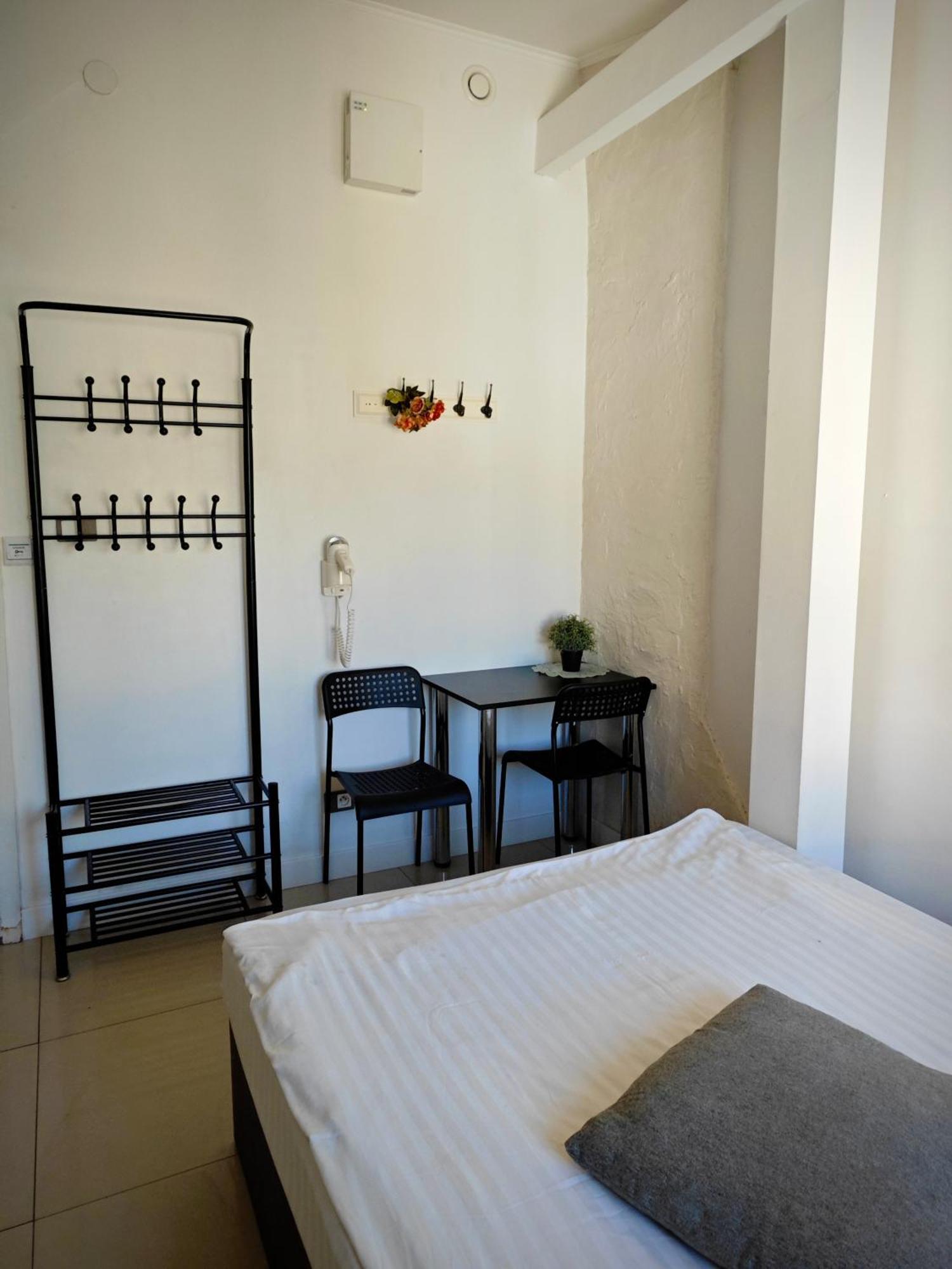 Apartamenty Wilcza - City Center Warschau Zimmer foto
