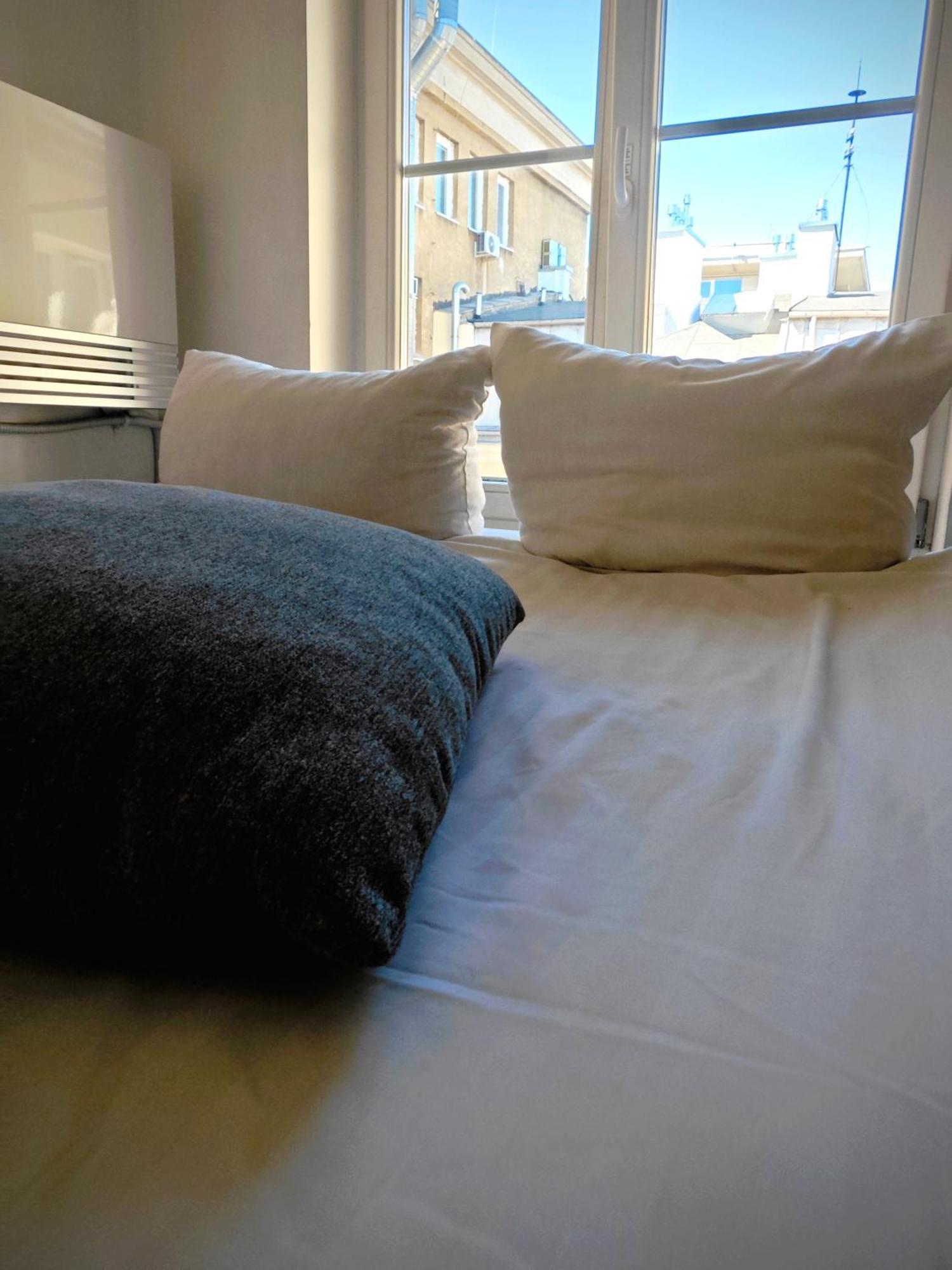 Apartamenty Wilcza - City Center Warschau Zimmer foto