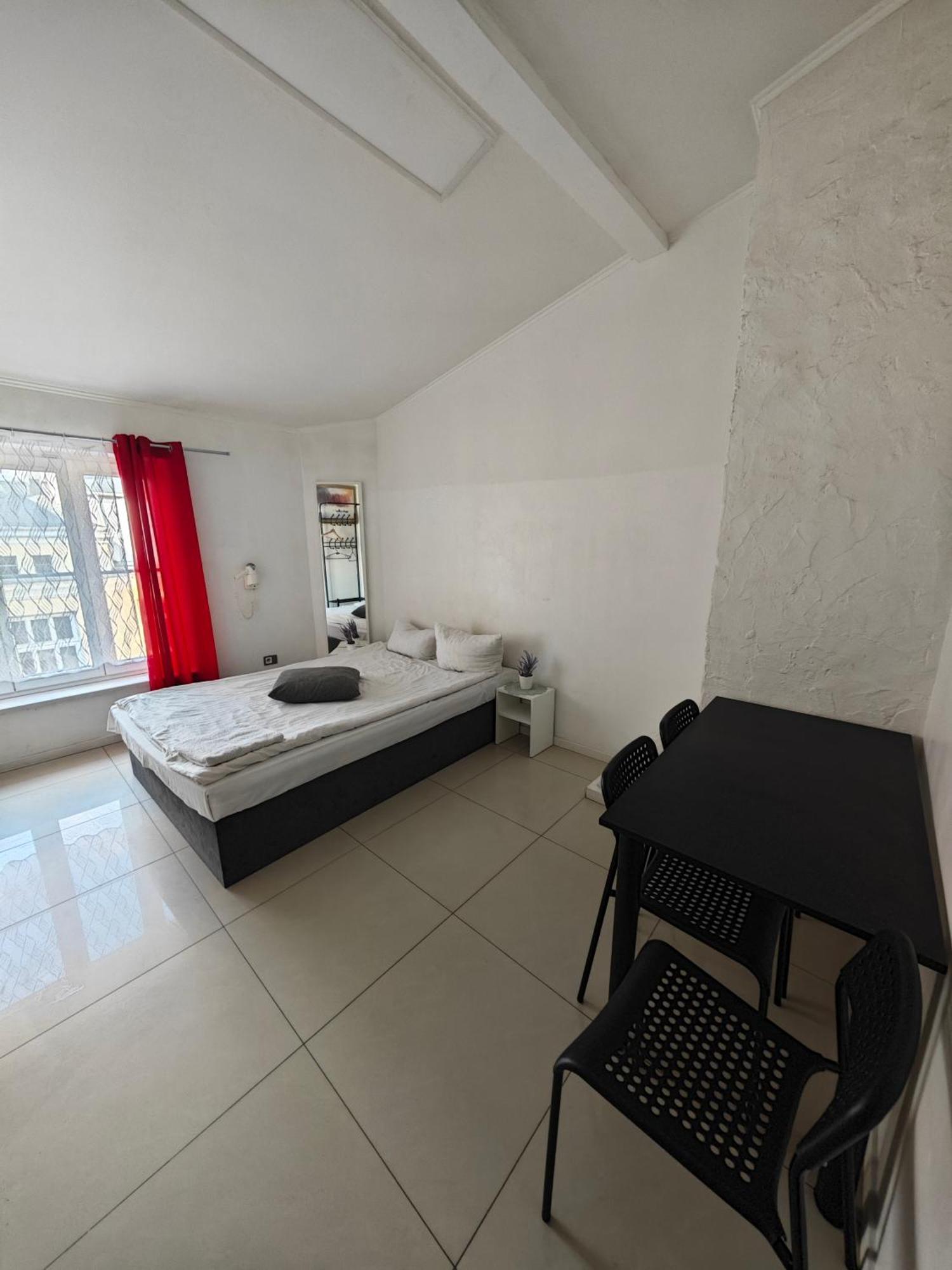 Apartamenty Wilcza - City Center Warschau Zimmer foto