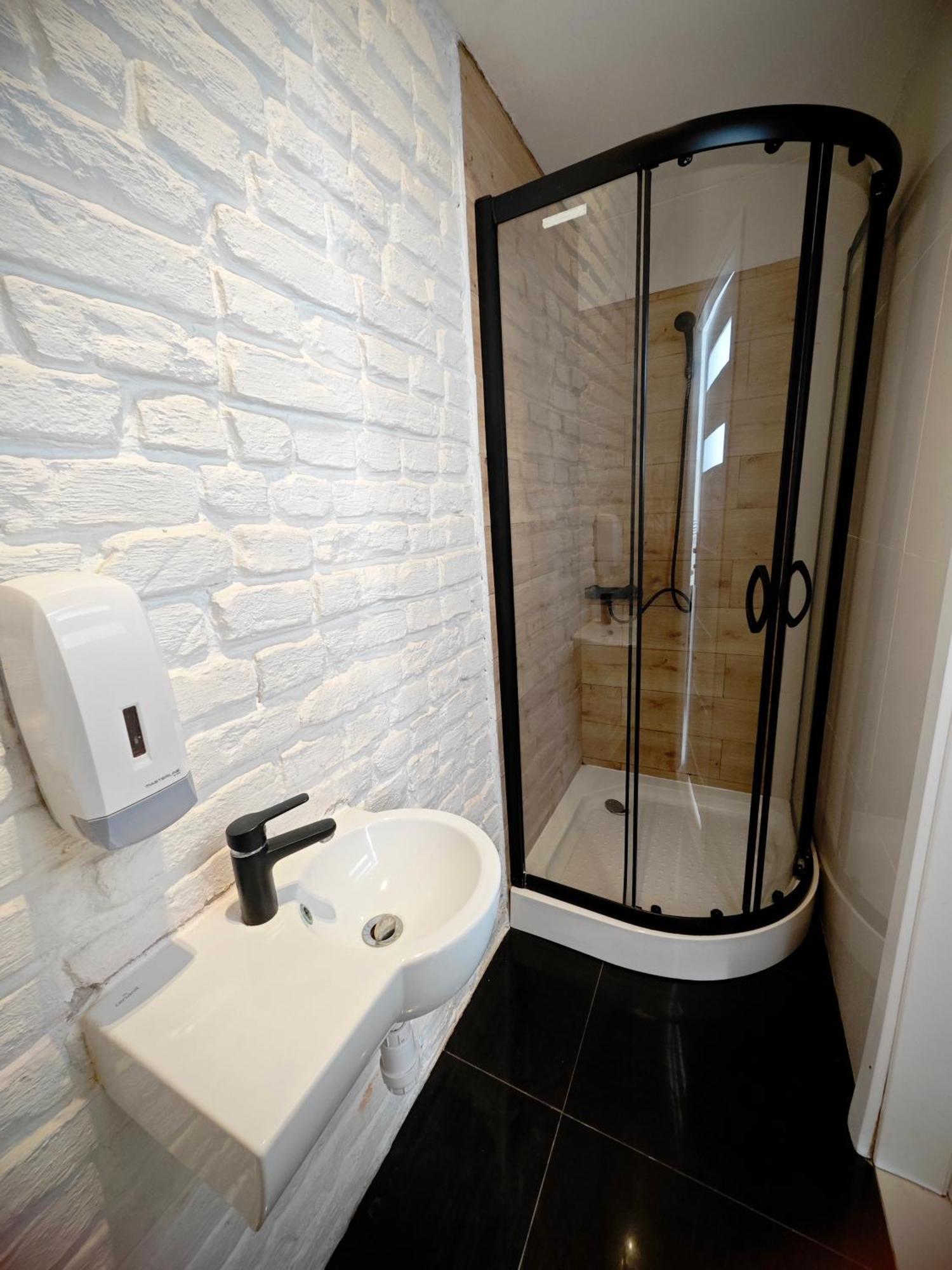 Apartamenty Wilcza - City Center Warschau Zimmer foto